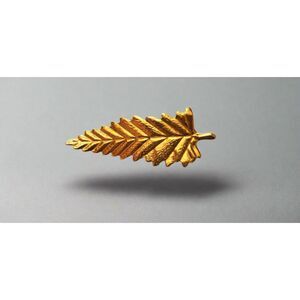 Gold Tone Leaf Brooch